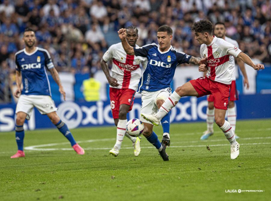 La SD Huesca volvió a repetir errores en Oviedo que le costaron la derrota