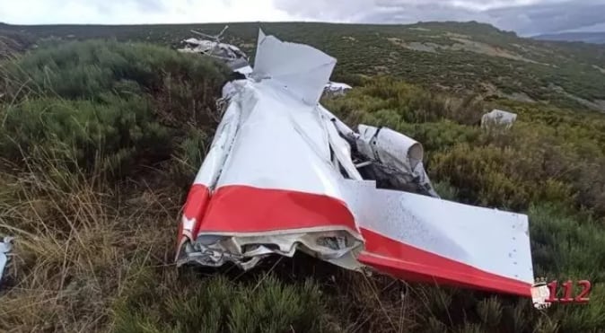 Imagen del avión siniestrado en Porto, Zamora. - 112