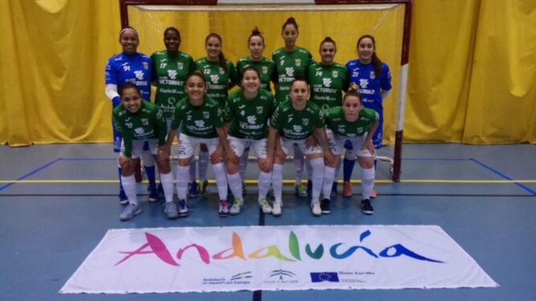Jugadoras del Guada FSF antes de comenzar el partido en Alcorcón