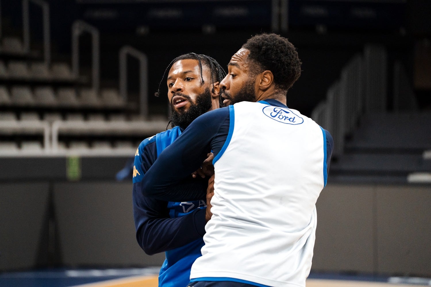 Shannon Evans i Aaron Best, durant els entrenaments d'aquesta setmana