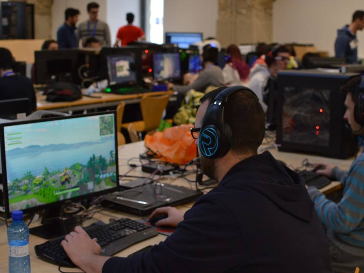 Más 600 internautas y amantes de los deportes electrónicos se darán cita este año en La Teleco LAN Party