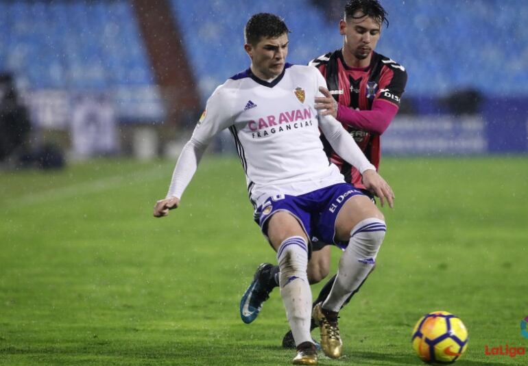 Raúl Guti controla un balón en el último partido ante el Tenerife