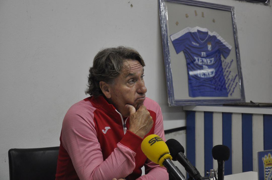 Esteban Vigo, entrenador del Xerez CD