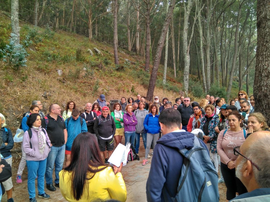 Ledicia Costas y Eduardo Rolland en el roteiro literario de Cíes