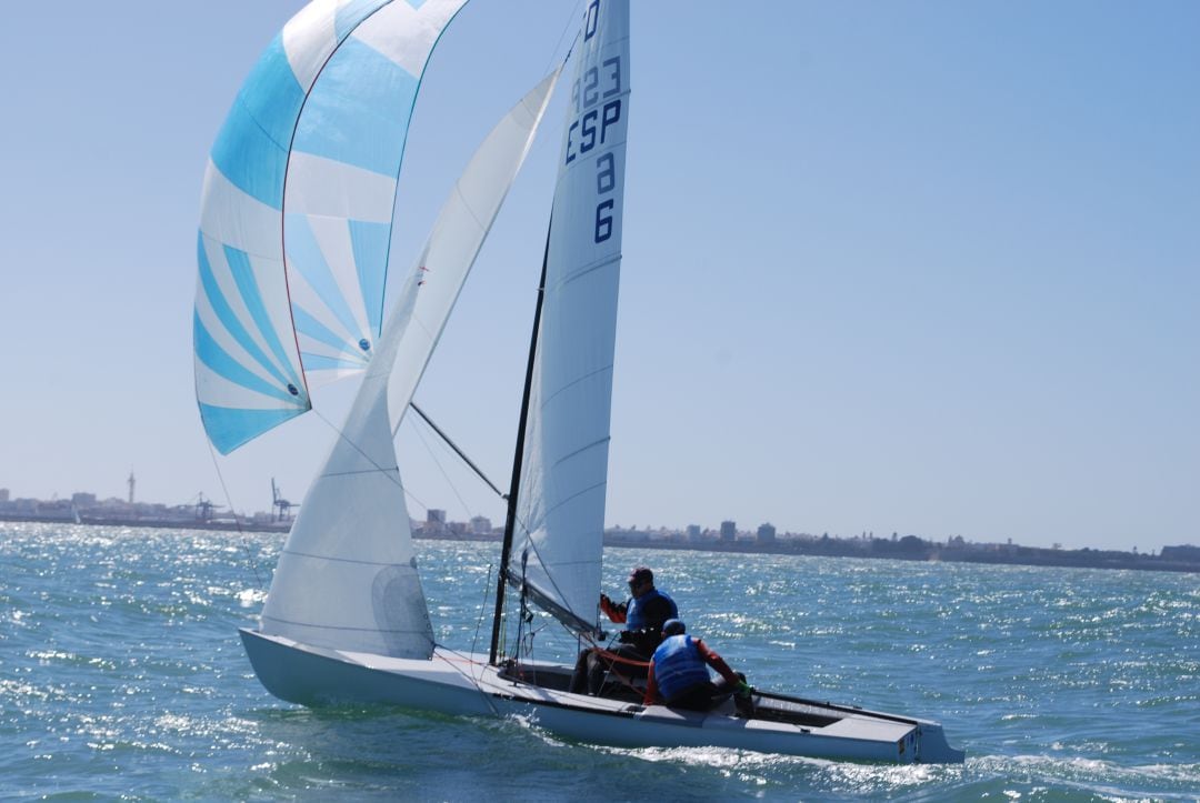 Sayula gana el Trofeo Gipsy 1927 Flying Dutchman