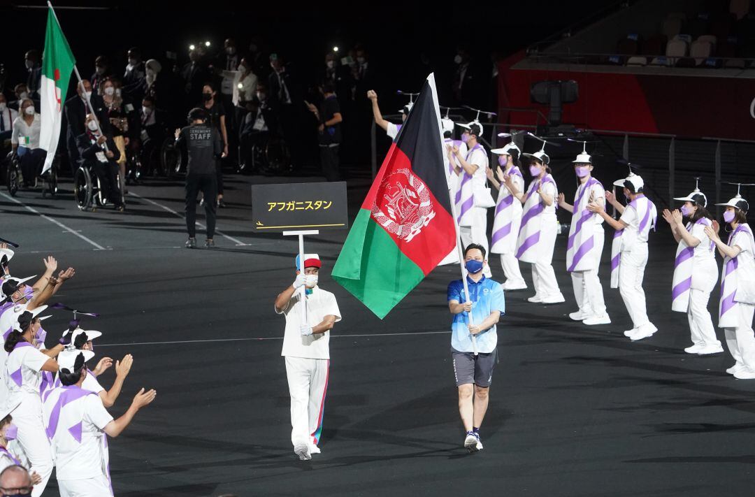 La bandera de Afganistán en los Juegos Paralímpicos de Tokio 2020