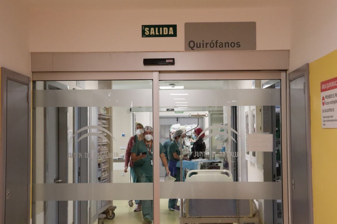 Quirófano de Pediatría del hospital Virgen de las Nieves de Granada