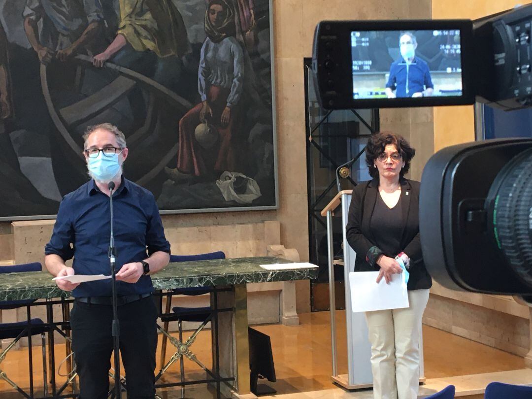 Los responsables sanitarios durante la rueda de prensa. 