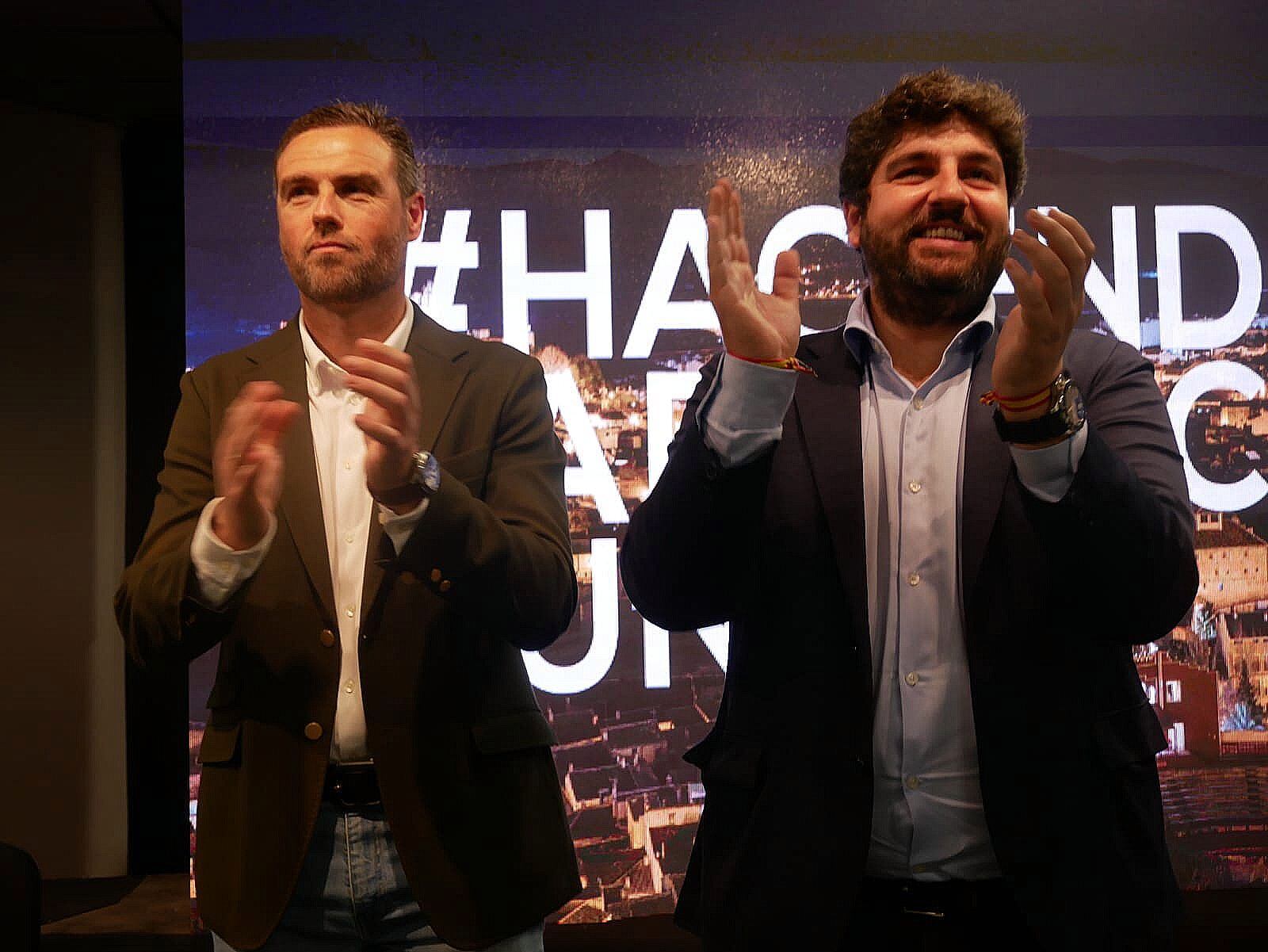 Fernando López Miras y José Francisco García en la clausura del Congreso del PP de Caravaca de la Cruz