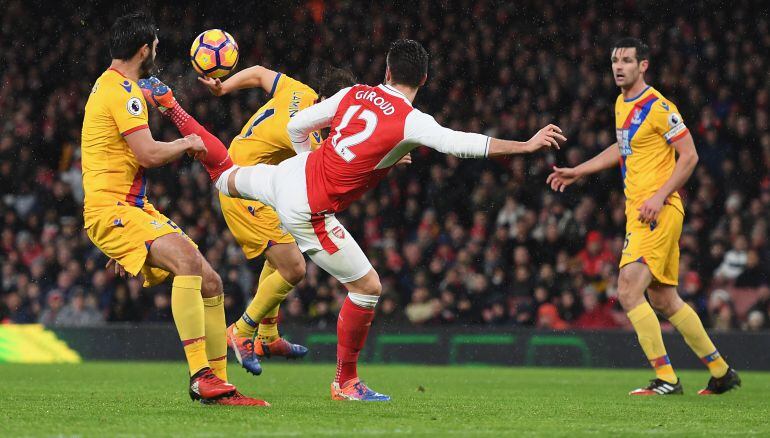 El espectacular tanto de Olivier Giroud al Crystal Palace que es candidato al Premio Puskas 2017.