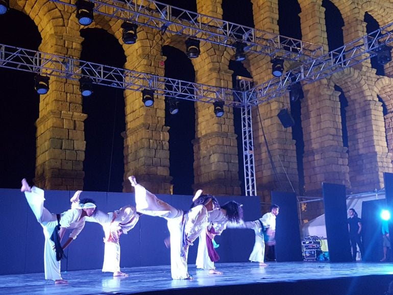 Momento de unas de las actuaciones de &quot;Segovia en Danza&quot;.