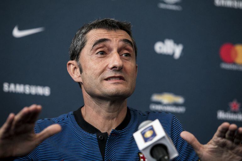 Valverde durante una rueda de prensa