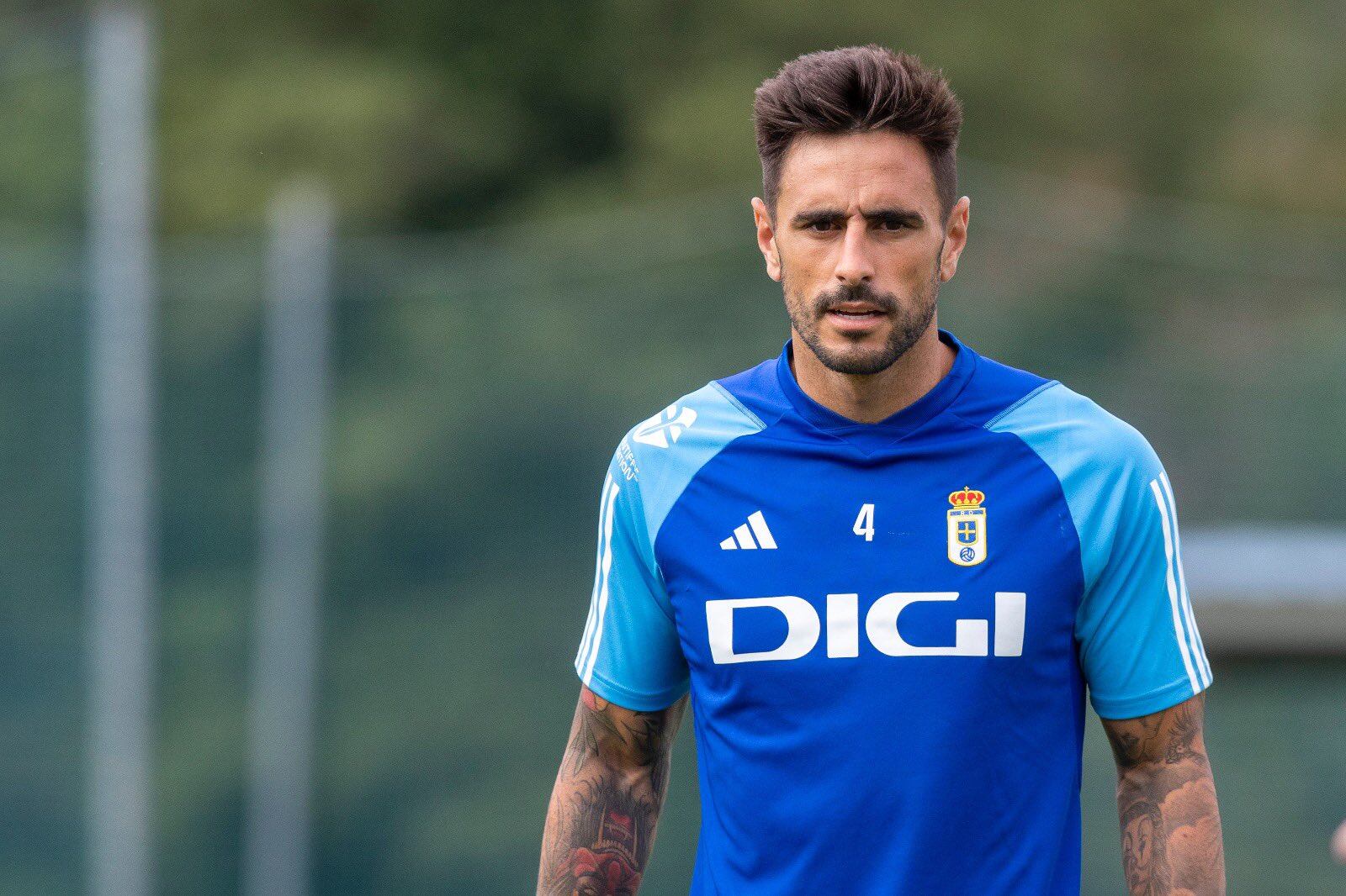 David Costas en un entrenamiento del Oviedo