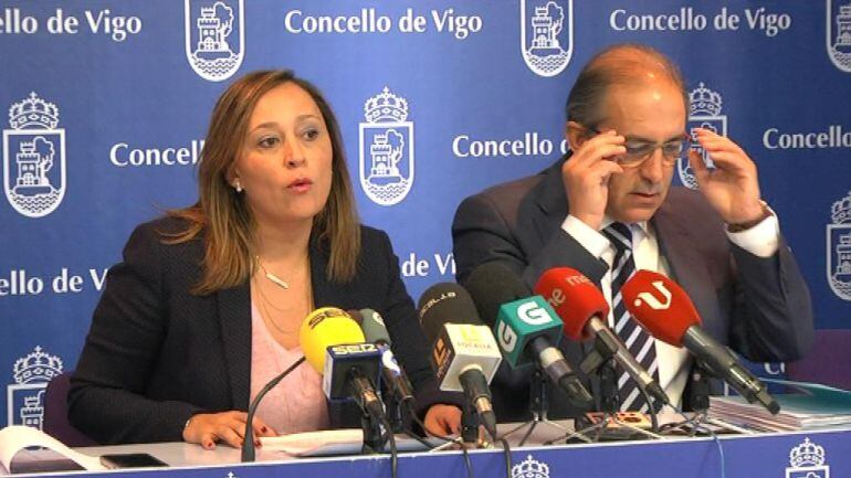 Elena Muñoz ha pedido la dimisión del alcalde Abel Caballero en su comparecencia ante los medios