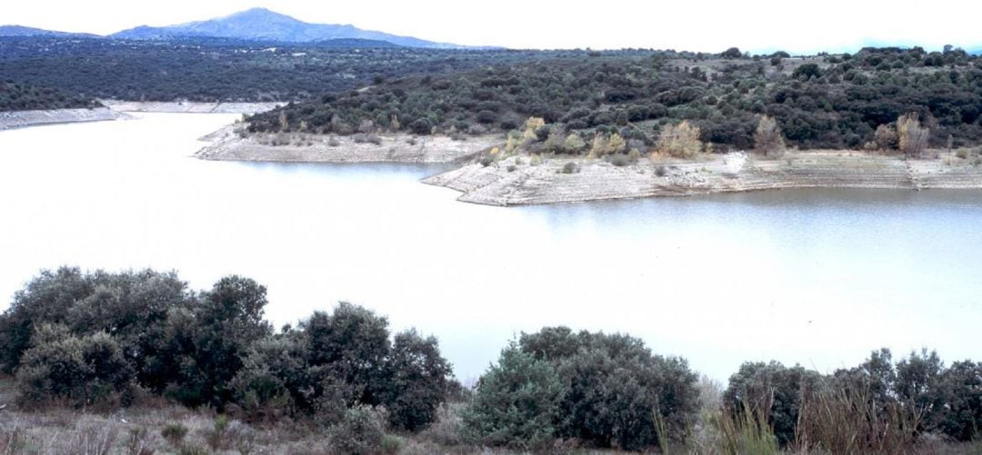 Embalse de Pedrezuela en Guadalix de la Sierra