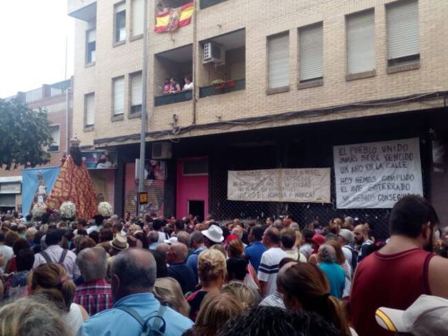 La romería de la patrona de Murcia a su paso por Santiago El Mayor
