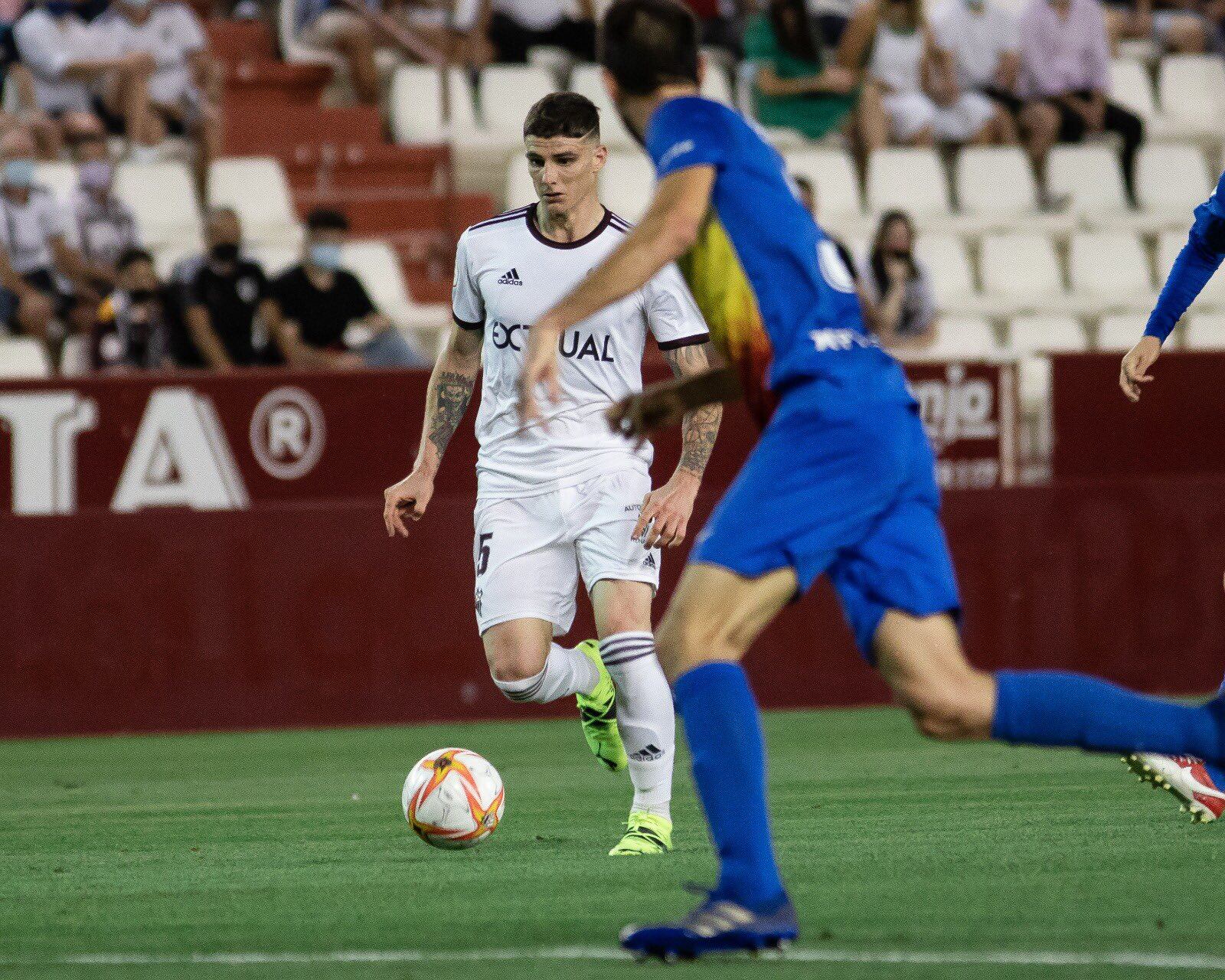 Eric Montes, durante un partido con el Albacete