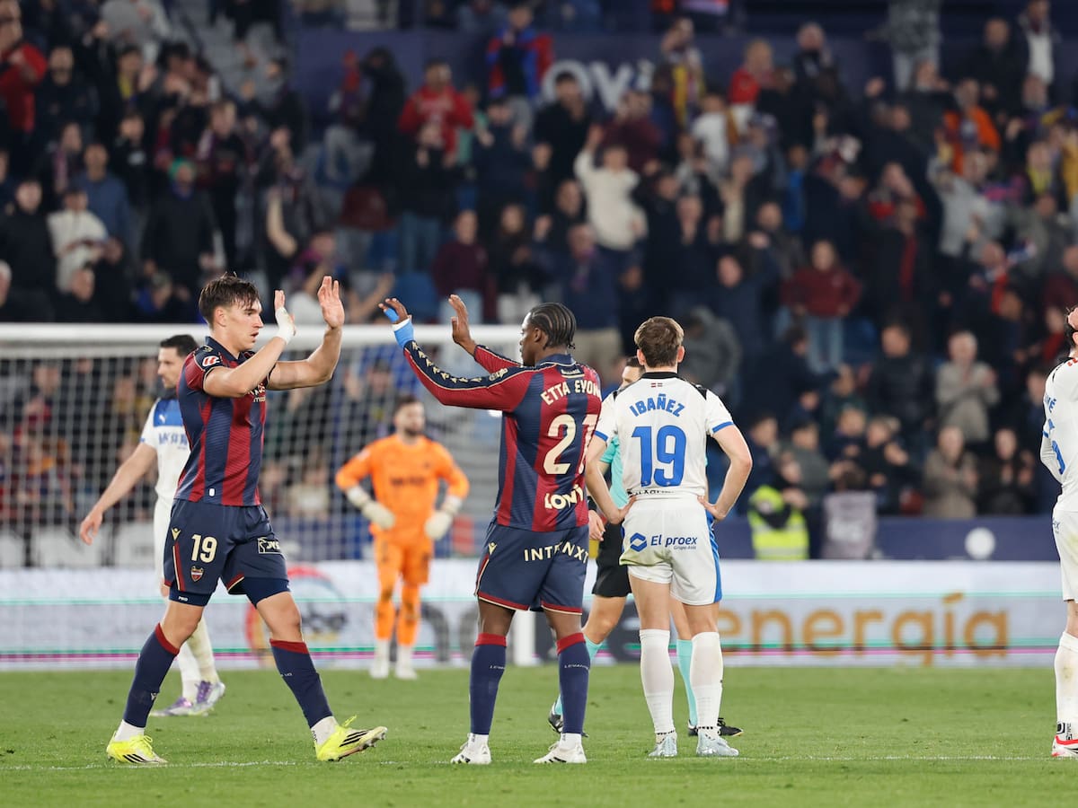 Misericordia del Alavés, error arbitral y derrota ante otro rival directo