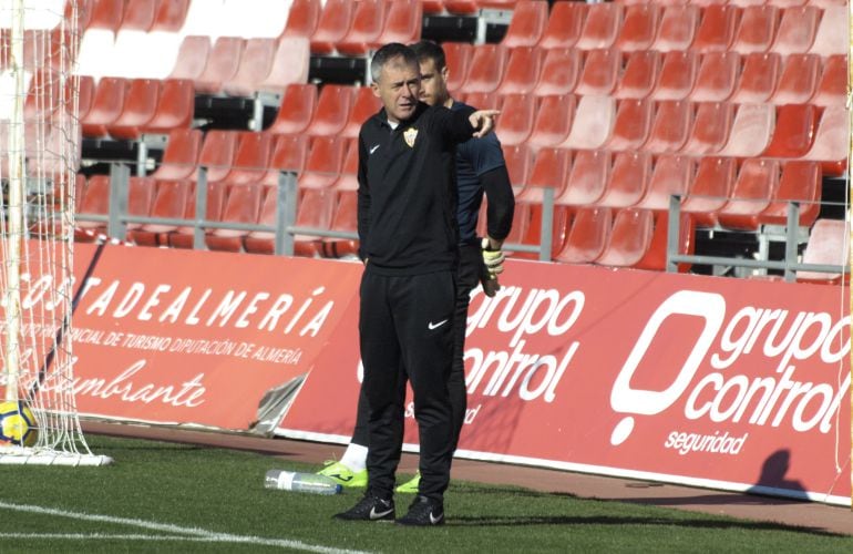 Lucas Alcaraz en el Mediterráneo.