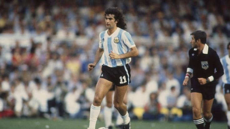 Kempes: "A los árbitros antes no les podías decir nada"