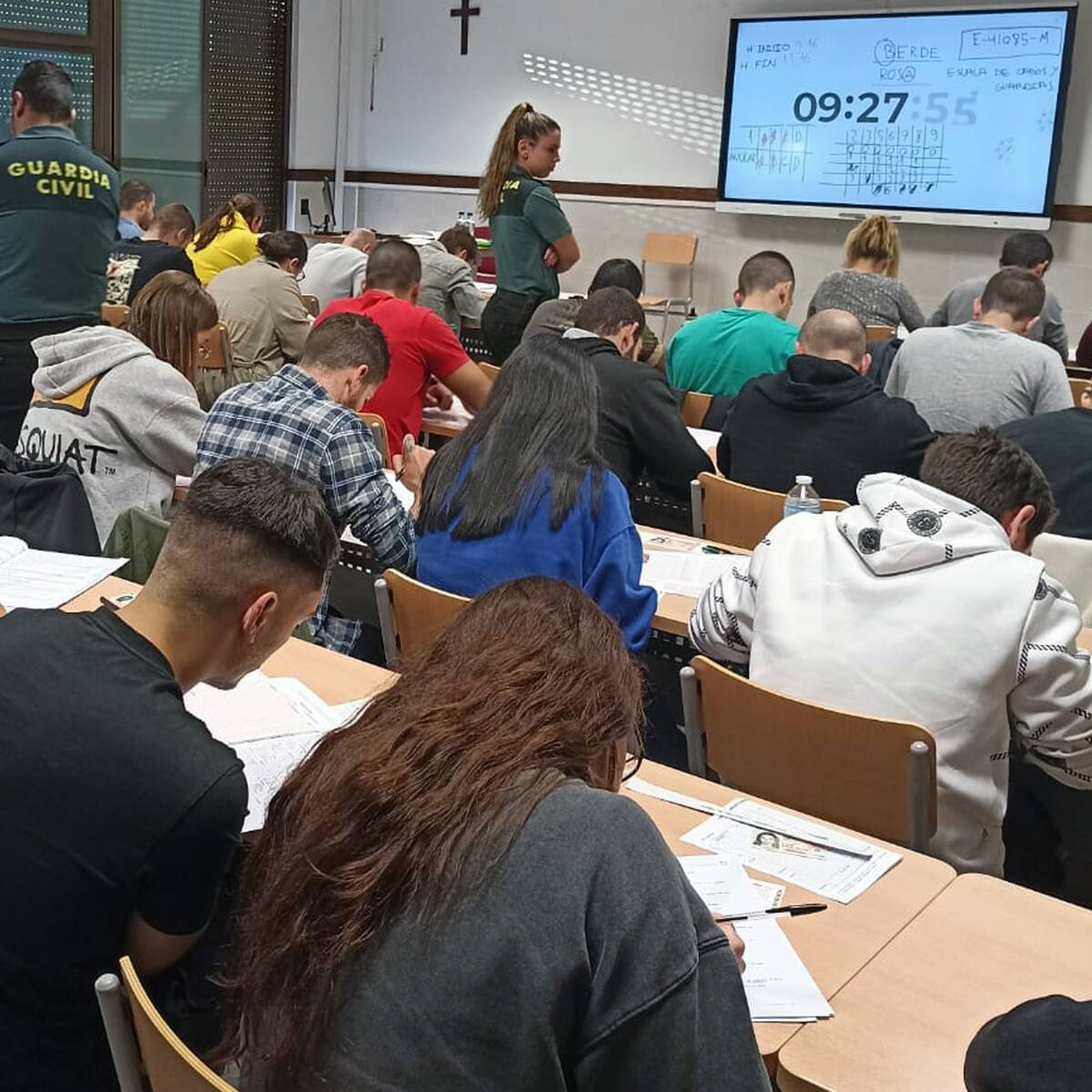 Más de 1.700 aspirantes de la Región de Murcia se examinan este sábado para ingresar en la Guardia Civil