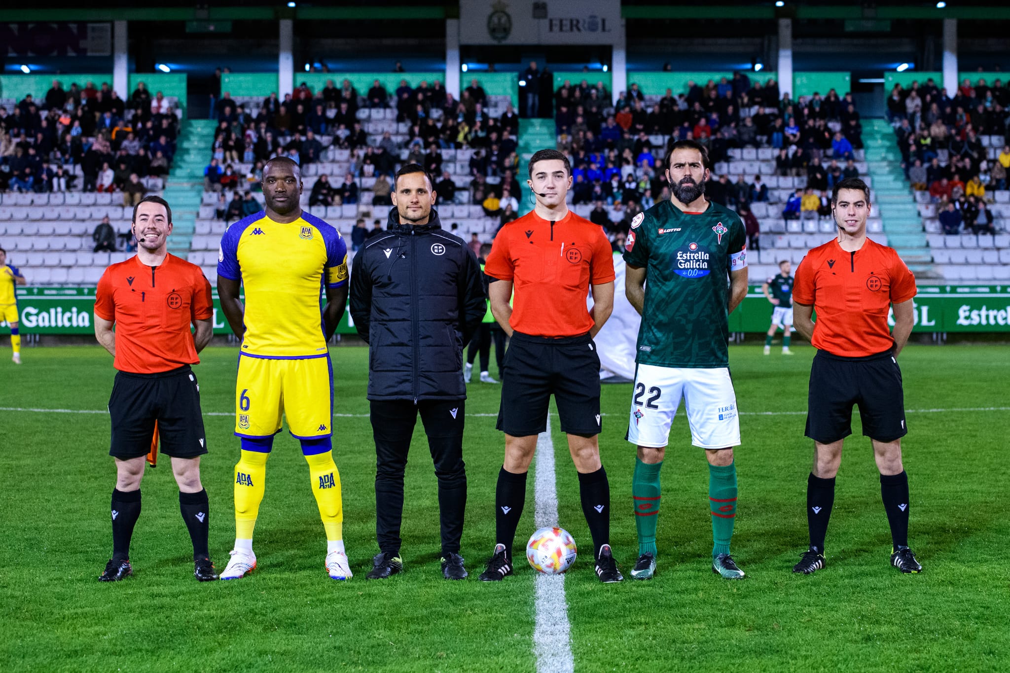 Ramos Cinos y Pozueta Rodríguez, en el Racing de Ferrol - Alcorcón