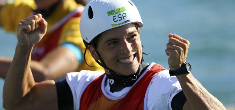 Maialen Chourraut (ESP) of Spain celebrates winning the gold