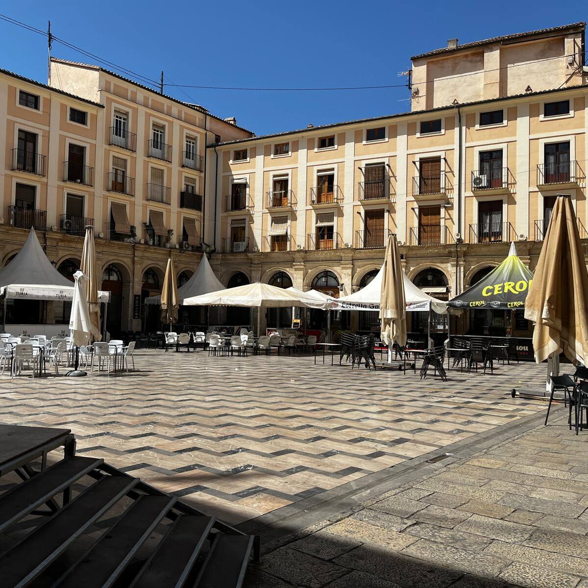 La plaça de Dins tendrá 'Nits de Festa' con música en directo estos Moros y Cristianos