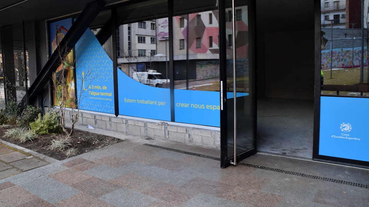 Escaldes última el concurs de concessió dels locals de la plaça de l'Església