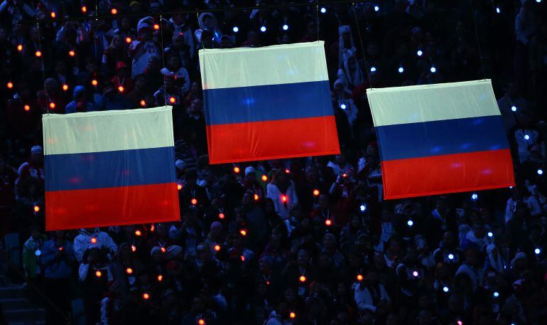 La bandera de Rusia durante una ceremonia.