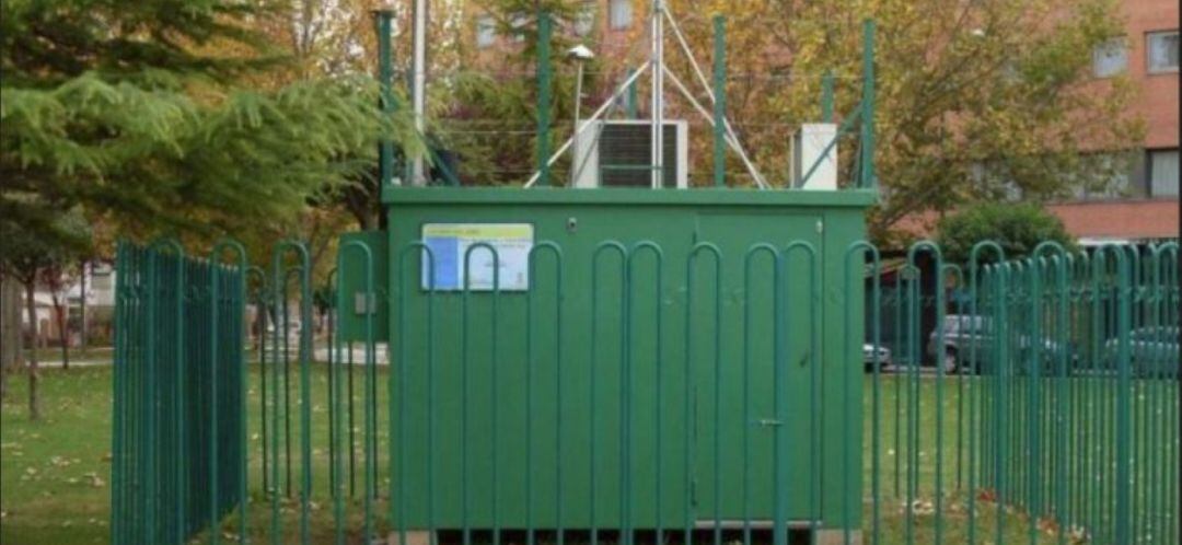 Imagen de archivo de una estación metereológica instalada cerca del Campus de Albacete