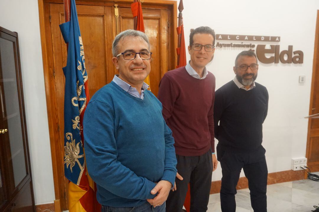 Elda aprueba la oferta de empleo público para el 2018 