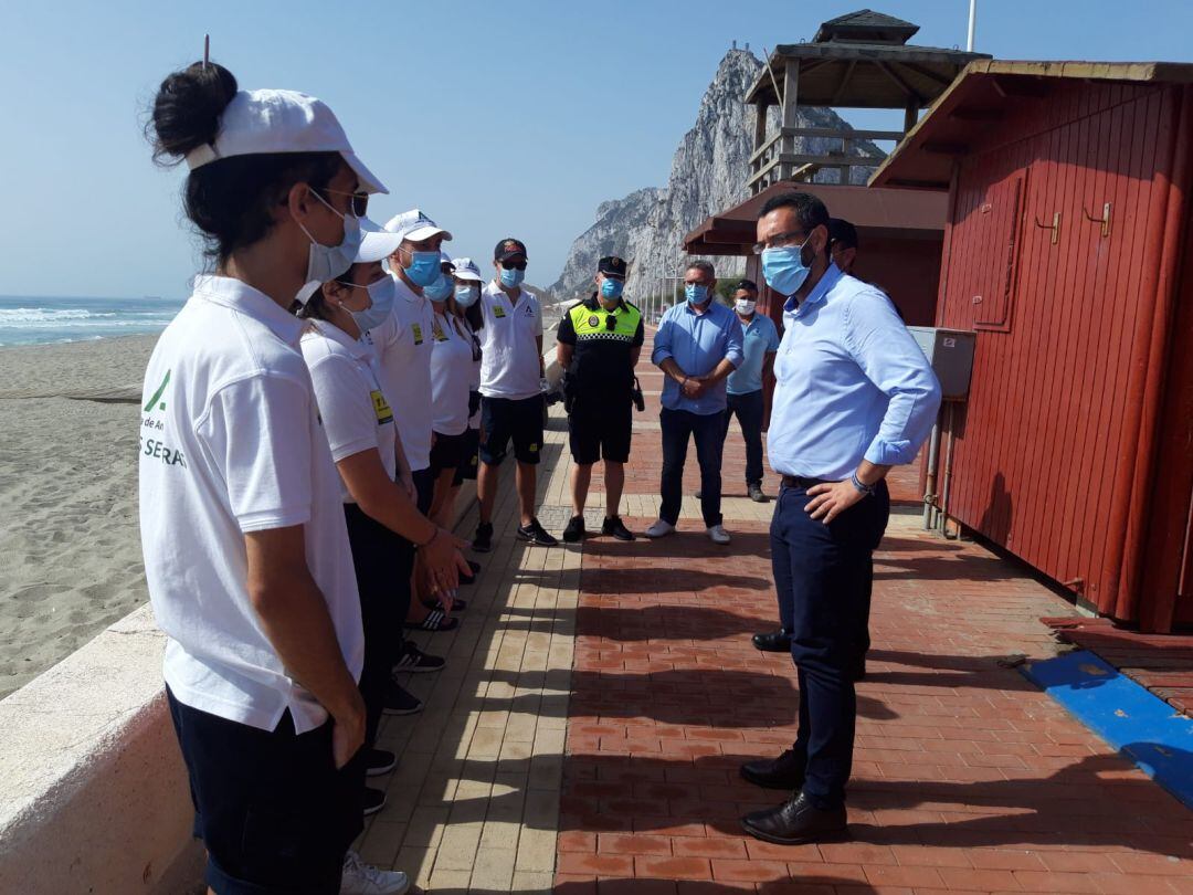 Franco con servicios de playas.