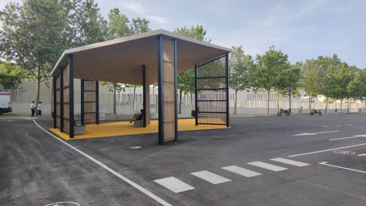 Entrevista a Jordi Vallés. Cambio de la parada del bus que sustituye al tren