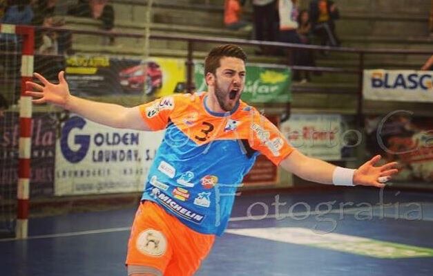 Nemanja Bojicic durante su etapa como jugador del Villa de Aranda