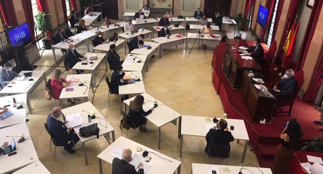 Este lunes se ha celebrado el primer pleno presencial desde que se decretara el estado de alarma