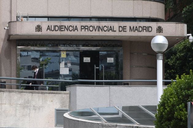 Archivo - Entrada a la Audiencia Provincial de Madrid.