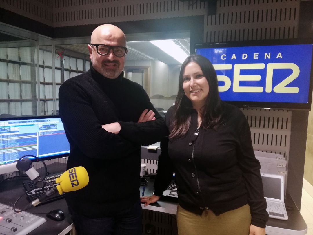 Juan Carlos Monroy e Irene Rodríguez en los estudios de RADIO SEGOVIA