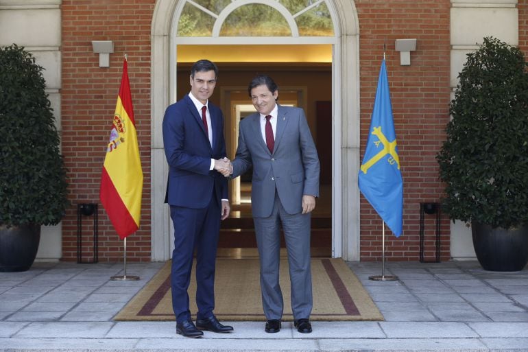 El encuentro se celebró en el Palacio de La Moncloa.