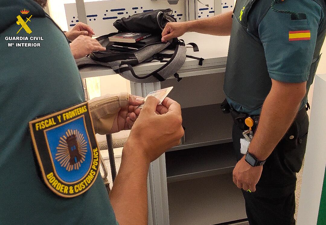 Agentes de la Guardia Civil