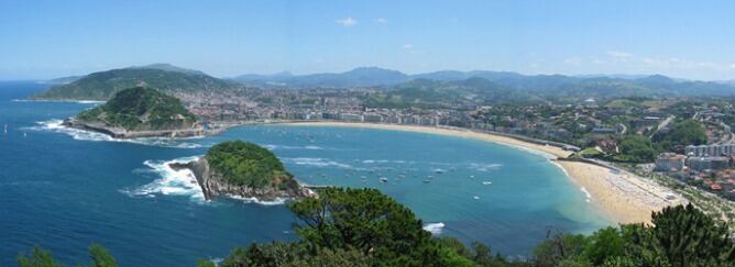 Panorámica de la Bahía de La Concha, en San Sebastián.