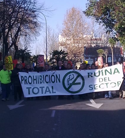 Los hosteleros han cerrado en protesta por la Ley Antitabaco