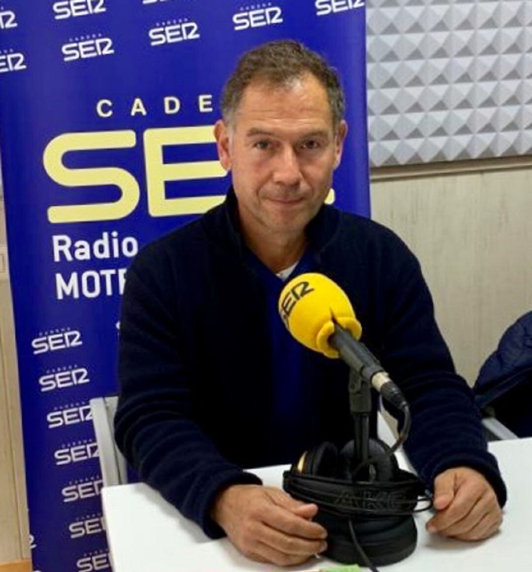 El candidato de Ciudadanos de Motril, Jose Lemos, durante la entrevista realizada en Radio Motril
