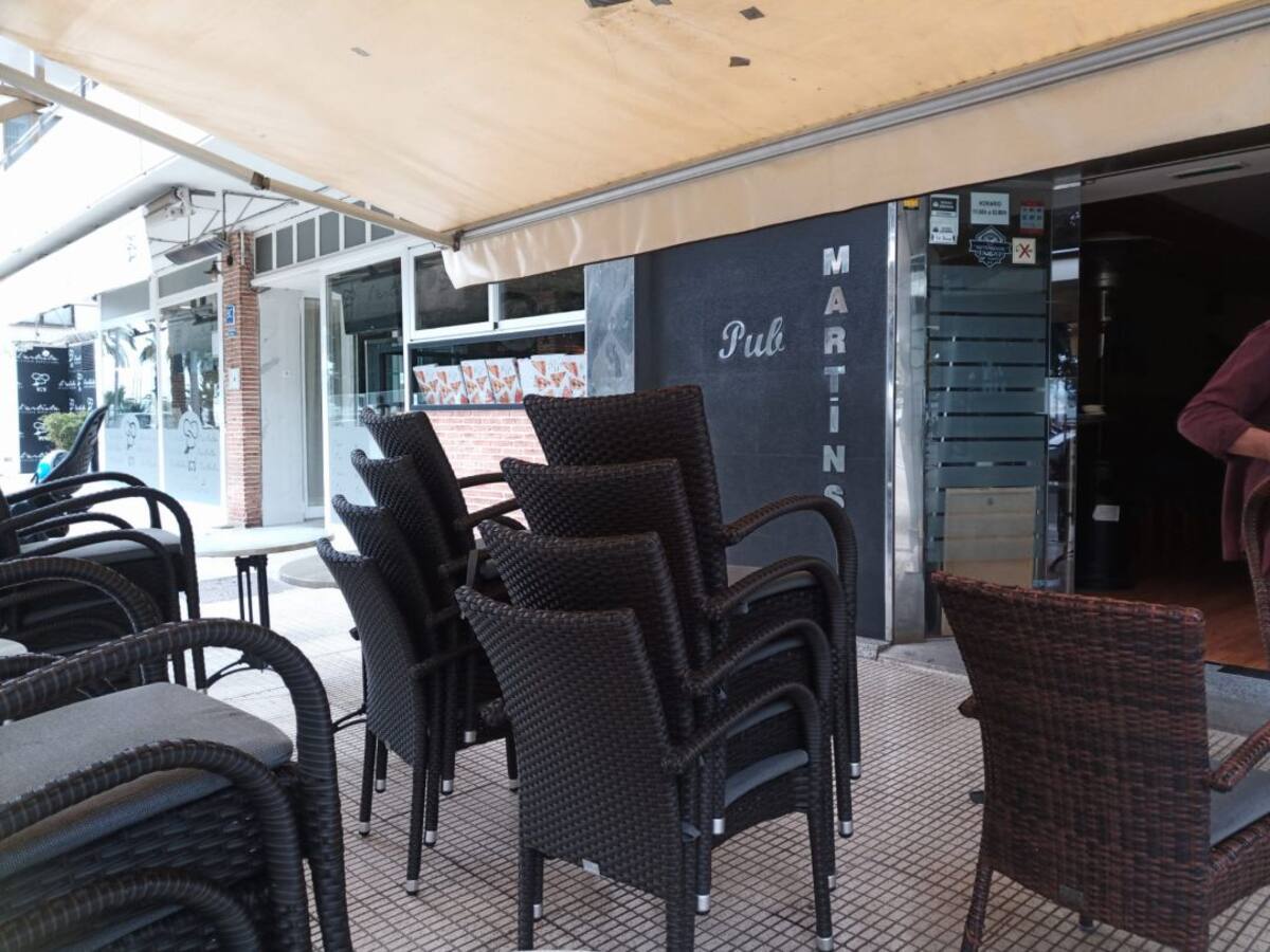 "Con este horario será muy difícil animar de nuevo a la gente que salga a cenar"