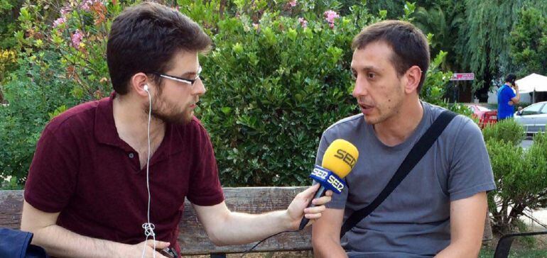 El secretario general de Podemos atiende a SER Henares
