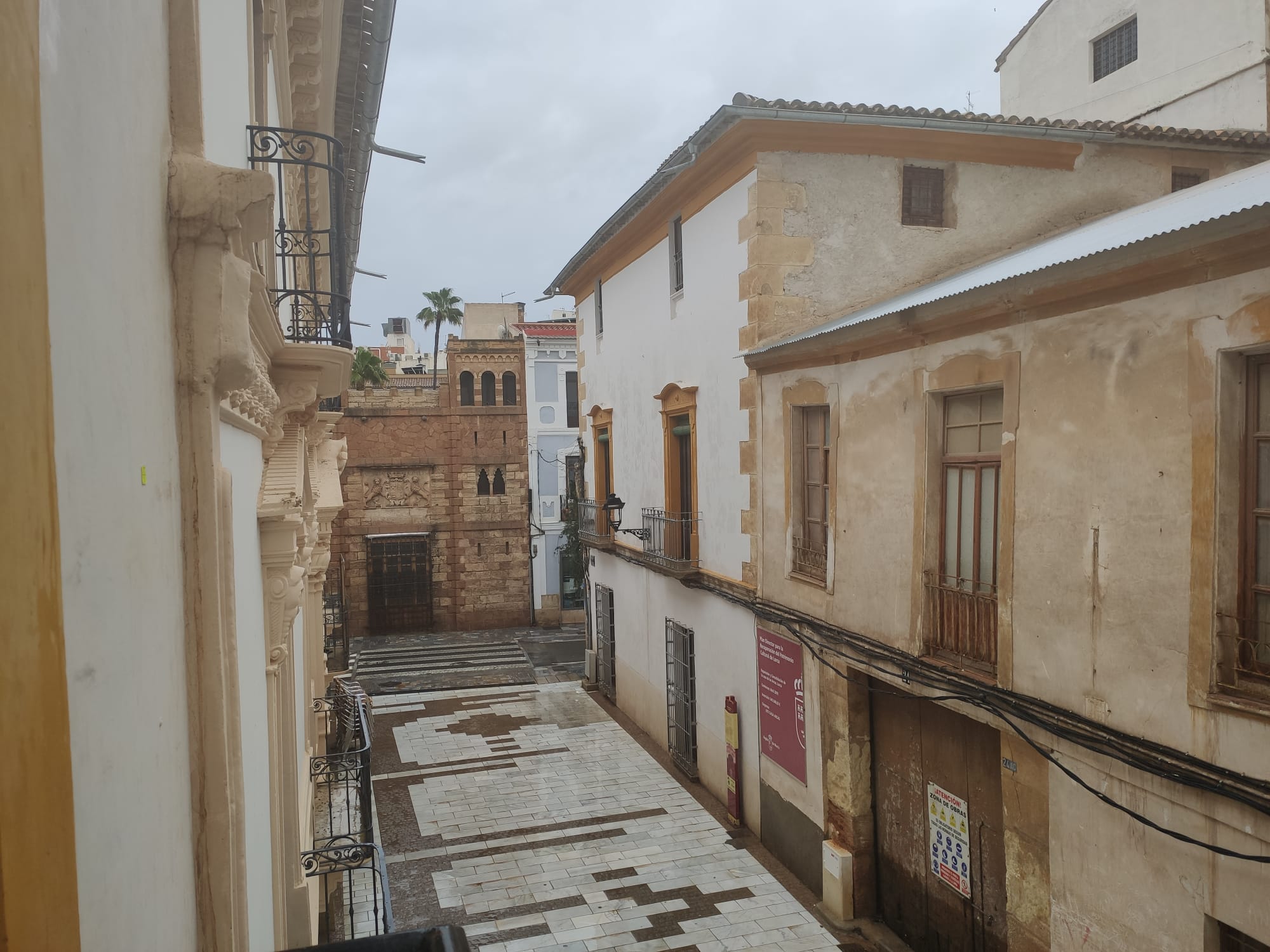 Calles de Lorca mojadas por la lluvia