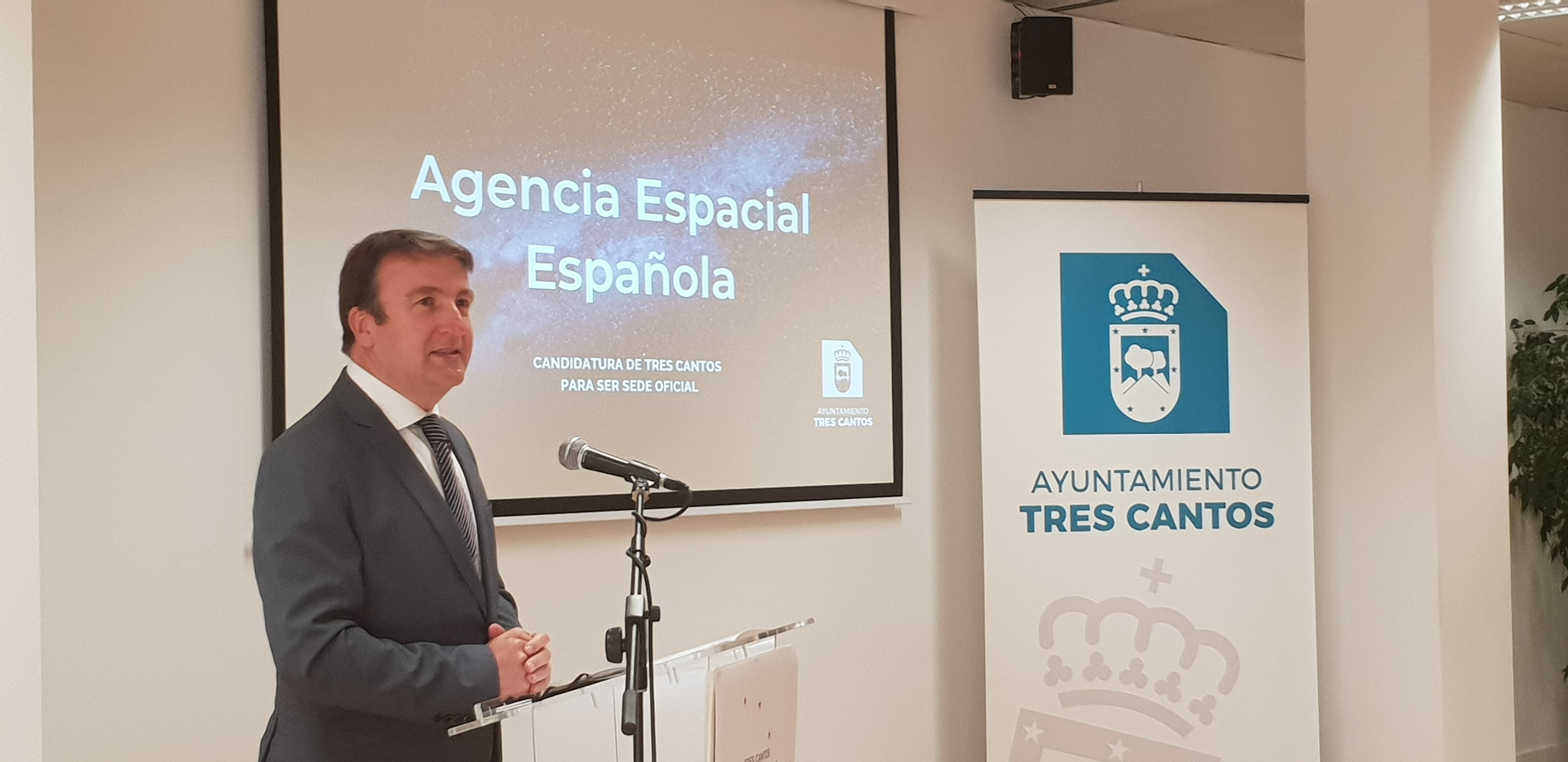 Jesús Moreno, alcalde de Tres Cantos, durante la presentación de la candidatura de la localidad para ser sede de la Agencia Espacial Española