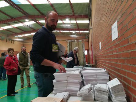 Vicente Holgueras debutará en el Ayuntamiento con Sergio Chagartegui de compañero