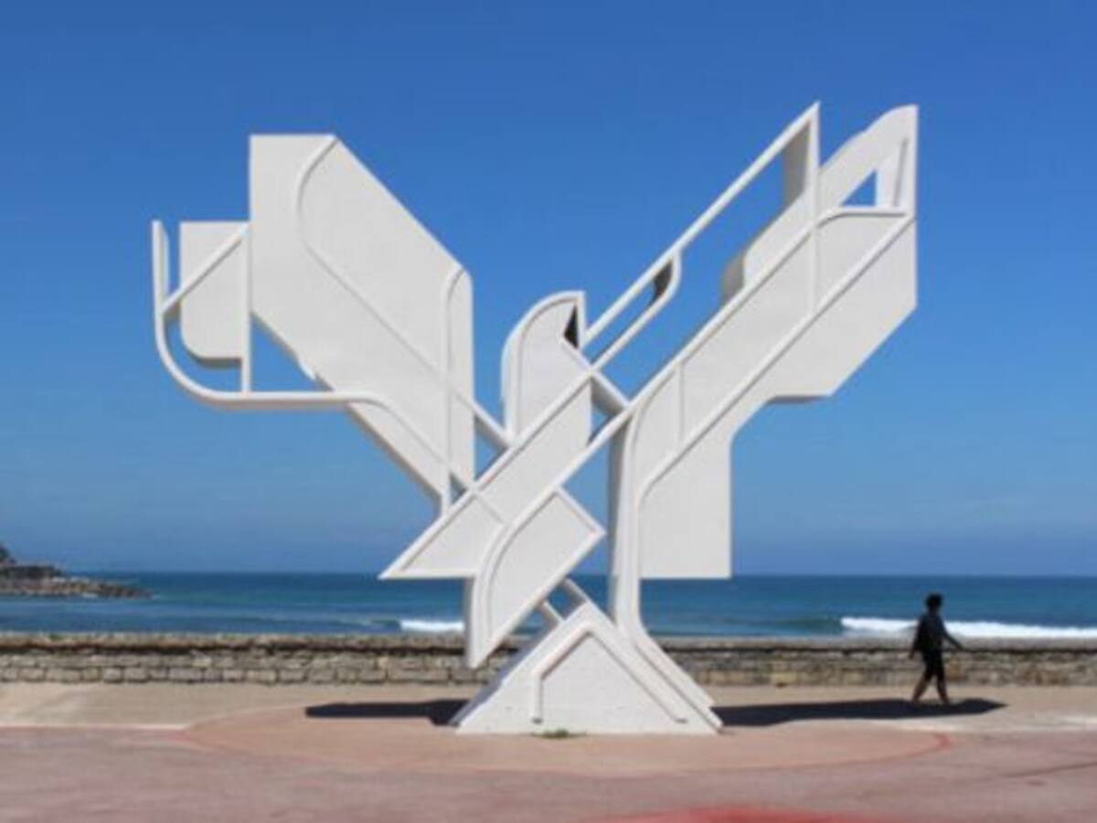 Podemos celebrará su primer aberri eguna en la 'Paloma de la paz' de Donostia