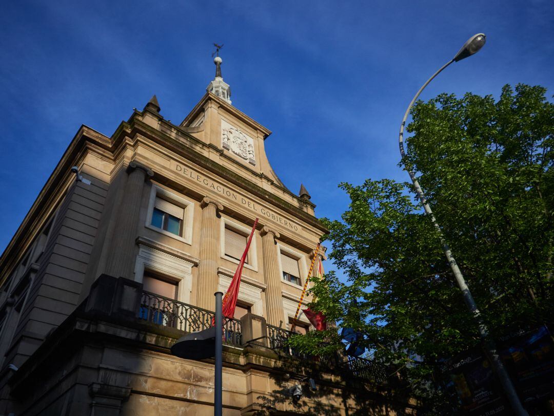 Fachada de la Delegación del Gobierno en Navarra en la Plaza de Merindades